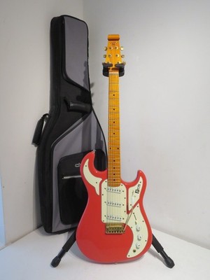 Burns Marquee Club Series E-Gitarre in Fiesta Red - Hervorragendes Griffbrett