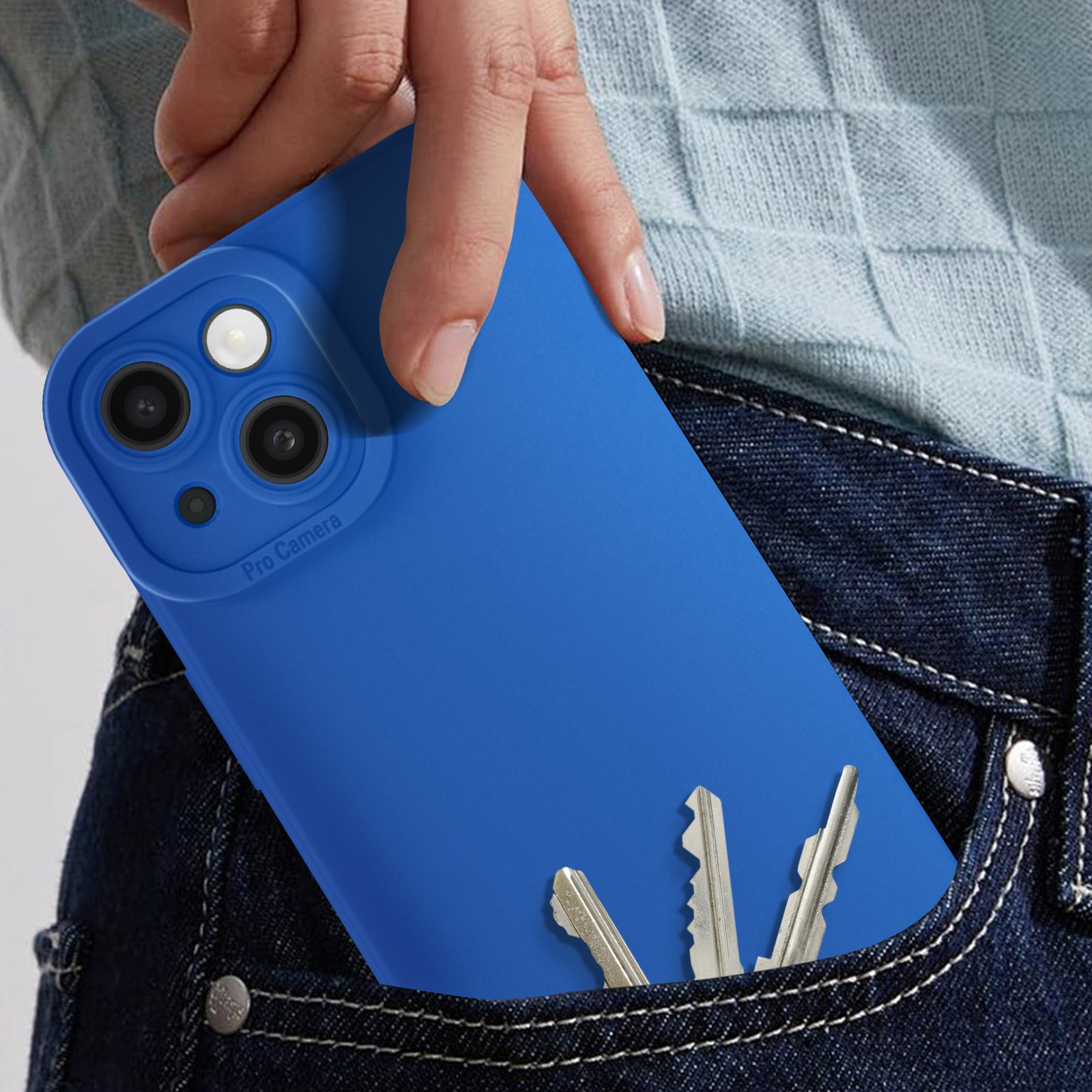 Coque iPhone 13 bleue mat Avizar avec protection de caméra intégrée