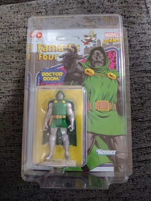 MARVEL SPECIAL RETRO VINTAGE STYLE DOCTOR DOOM! ACTION FIGURE & SPECIAL CARD