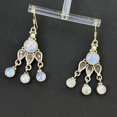 Blue Flash Cabochon Mondstein Kronleuchter & Sterlingsilber Ohrhänger