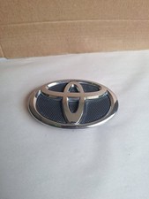 2007 2008 2009 Toyota Camry Front Grille Emblem Logo Chrome 75311 06060 Oem. 2007 2008 2009 Toyota Camry Front Grille Emblem Logo Chrome 75311 06060 Oem.