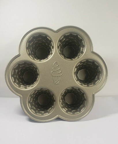 Nordic Ware Ice Cream Cone Cupcake Pan, Non-Stick, USA, 4.5 Cups, 6 Cakes - Picture 2 of 9