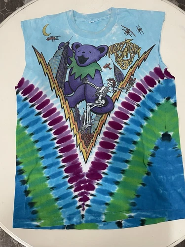 Grateful Dead “New York City” Concert Tshirt Li 1990s vintage concert t-shirt, vintage, size XL, single stitch, B+ condition