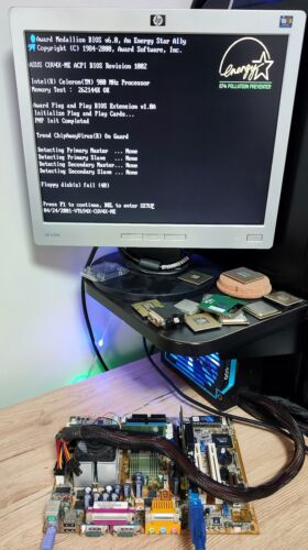 ASUS CUV4X-ME Rev. 1.01 Socket 370 Motherboard + 256MB RAM + Celeron 900MHz CPU - Picture 4 of 14