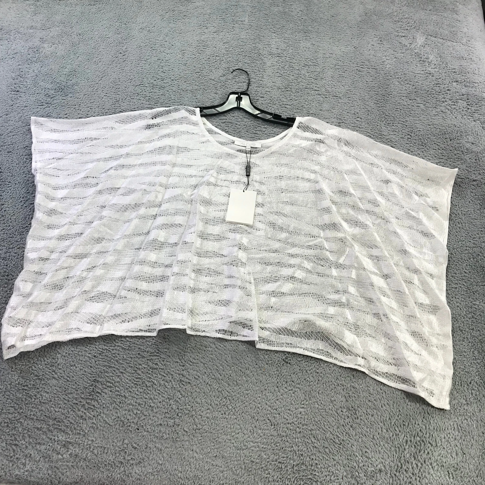 ALEXIS Top Womens One Size White Laced Poncho Style Dolman Sleeve Boho