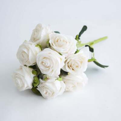 Rubin Rosenstrauß 10 Kopf Blumenstrauß mit Stielen Hochzeit Events Vintage