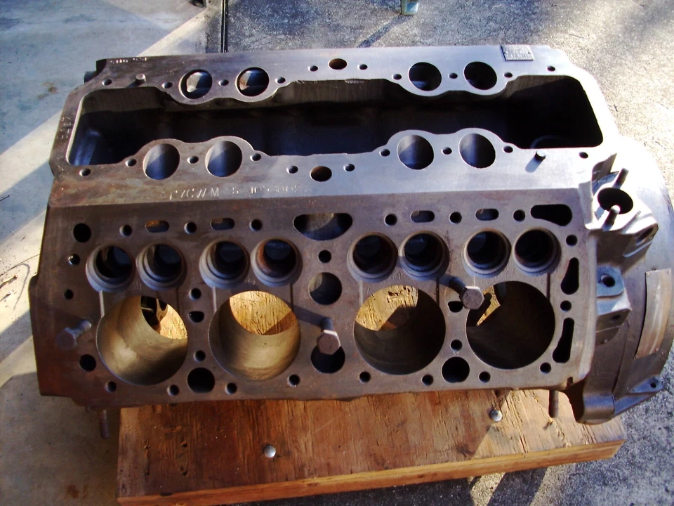 FLATHEAD FORD FRENCH BARE BLOCK - Image 4 of 4