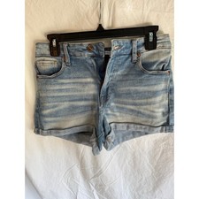 Celebrity Pink The Iconic Denim Shorts Light Wash Rolled Hem 9/29 Womens Blue