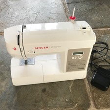 Singer Brilliance 6180 Computerized LCD Sewing Machine