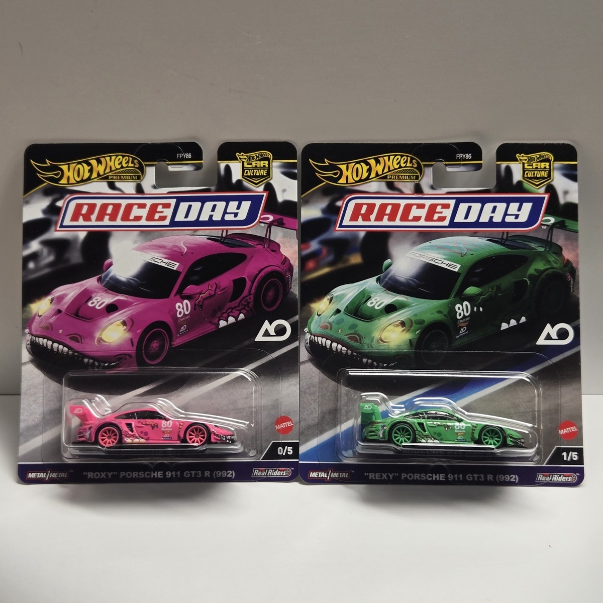 Hot Wheels Race Day Roxy And Rexy Porsche 911 GT3 R Chase | eBay