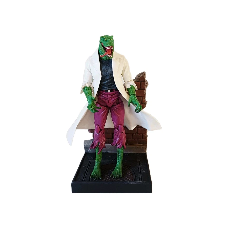 Figura de acción Marvel Spider-Man Lizard 2012 Diamond Select con base Foto 2 de 4