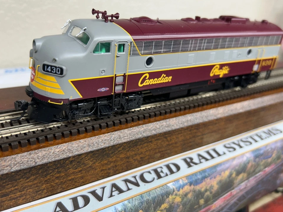 CANADIAN PACIFIC SCRIPT PASSENGER FP7 - A unit DCC / QUANTUM SOUND HO Scale NEW - Image 4 of 4
