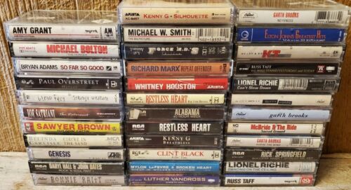 Lot of 35 Cassette Tapes - Rock, Country, Soul Genesis - Alabama - Joe Satriani - Photo 1/9