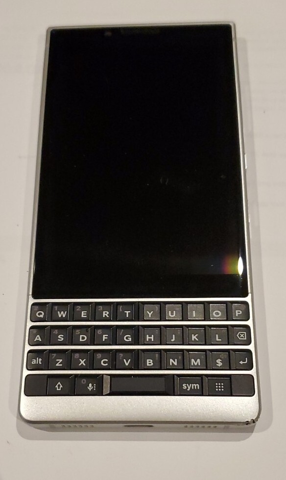 Blackberry Key2 64gb - Single SIM - Silver Edition Rare LTE Blackberry Key2 64gb - Single SIM - Silver Edition Rare LTE