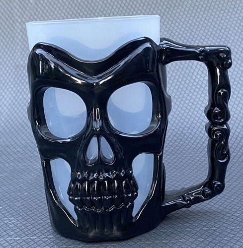 Schwarzer Schädel Becher Tasse Gothic Halloween Pirat Party Skelett geformt Kunststoff 980374 - Bild 3 von 10