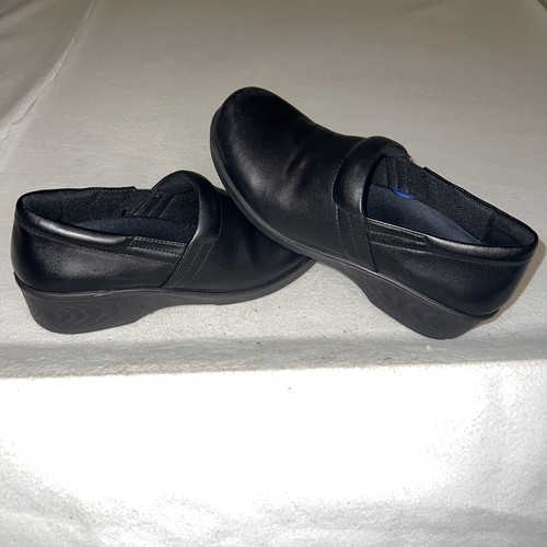 dr scholls nursing clogs