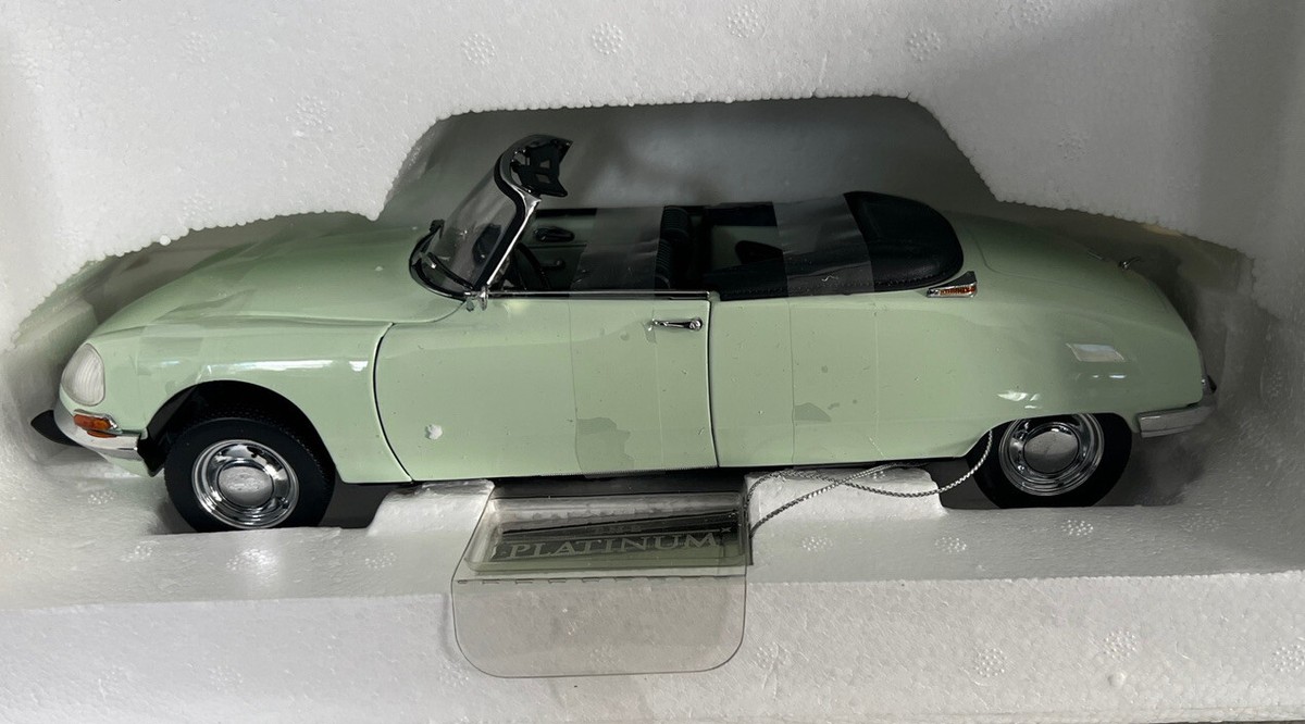 Sun Star 1/18 Platinum Collection Citroen DS 21 Cabriolet Diecast