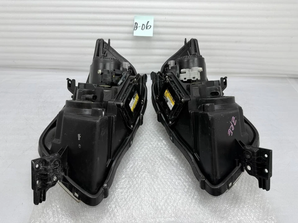 Scion Genuine xB 08-15 Toyota Corolla Rumion HID Xenon Headlight Left Right OEM - Image 4 of 4