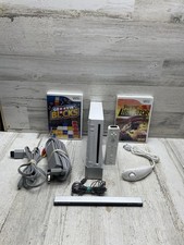 White Nintendo Wii Console Bundle w/GAMES