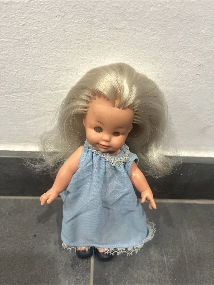 Lisa Mini Furga Anni 70 Con Camicia Mod.9051 - Immagine 2 di 4