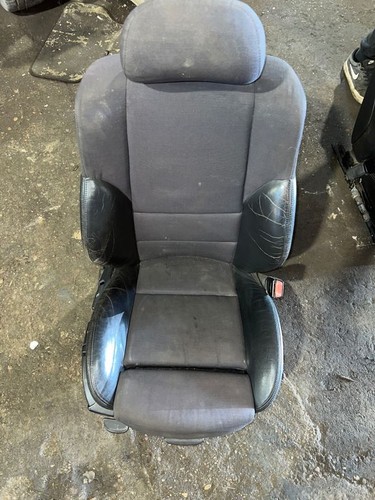 BMW 3 E46 2002 Beifahrersitz 8226420 LIA41001
