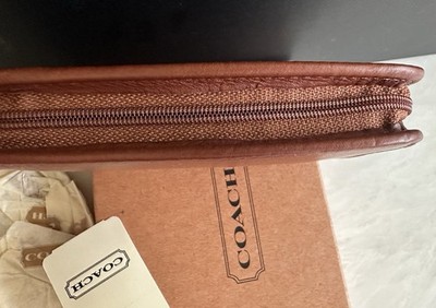 NWT COACH VINTAGE TAN ZIP-AROUND COMPACT CLUTCH 7242 ORIGINAL BOX