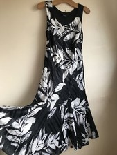 Long Roman Flared hem dress 12 Sleeveless Slip on Godets Party Wedding