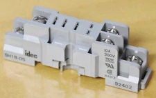 Idec SHIB-05 Relay Base 10Amp 300V