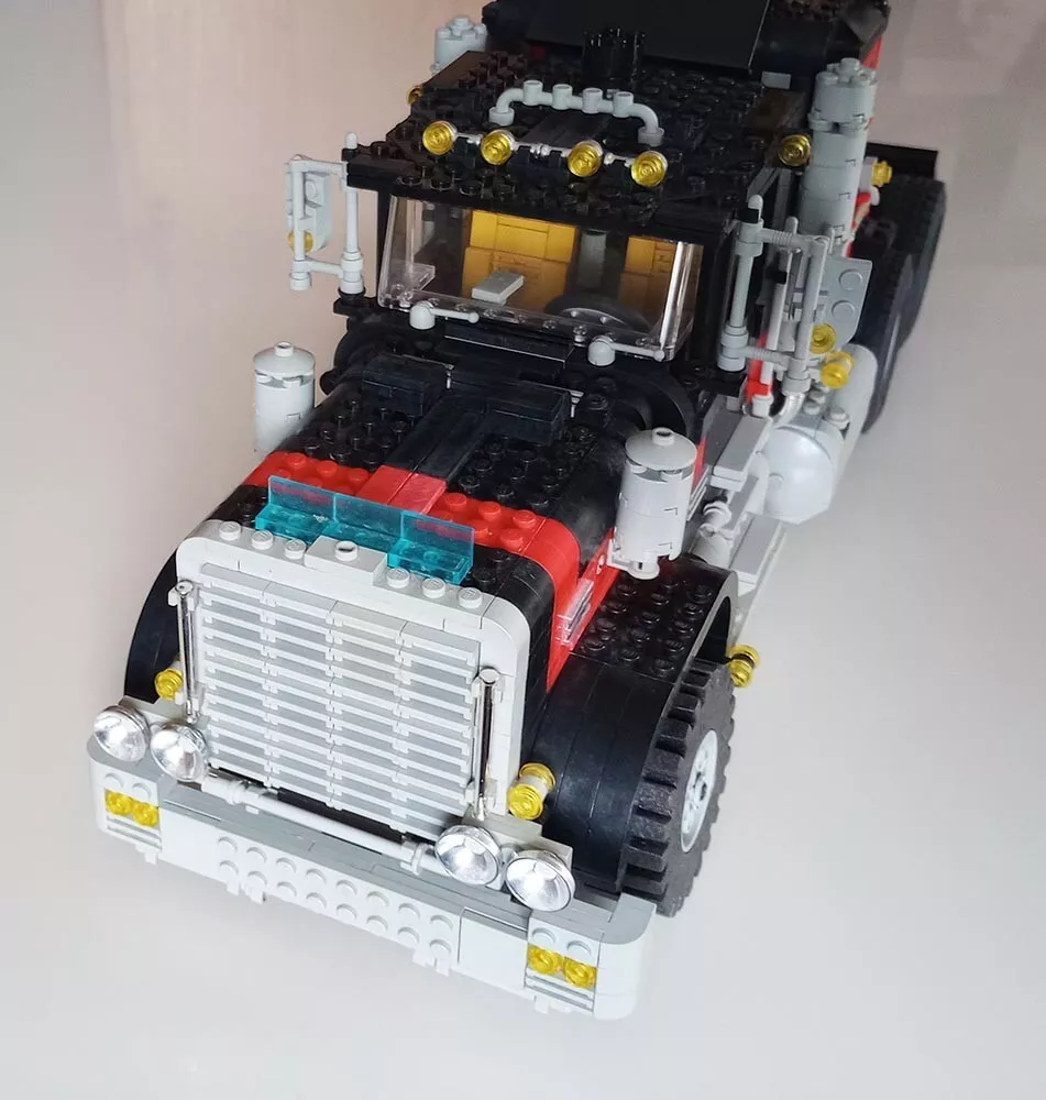 vintage LEGO Model Team 5571 Giant Truck (black cat), incomplete, RARE