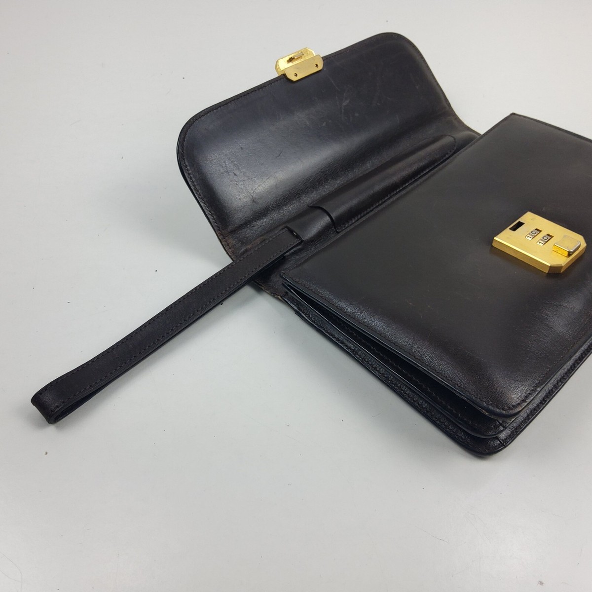 BALLY Leather Clutch Bag Purse Combination Lock Wrist Strap