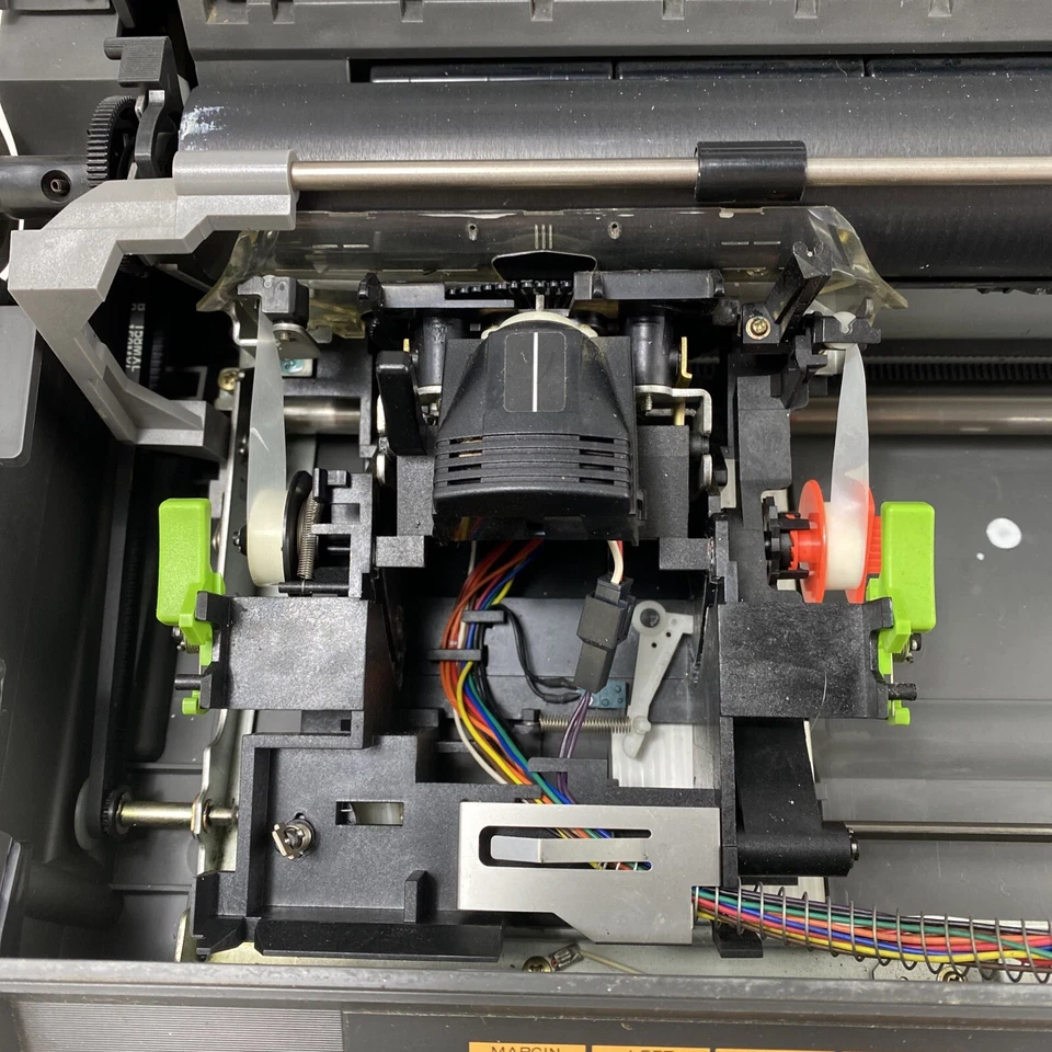 Canon S-58 Typewriter WORKS BUT NO RIBBON - Image 4 of 4