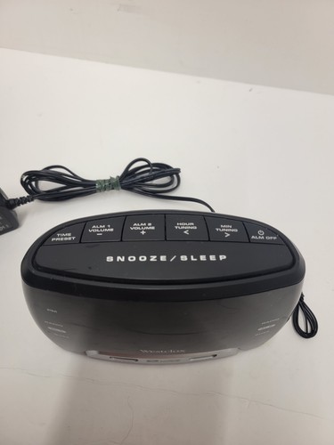 Westclox USB-A Black AM/FM Radio Alarm Clock 80227WM Has Scratches Works - Picture 8 of 11