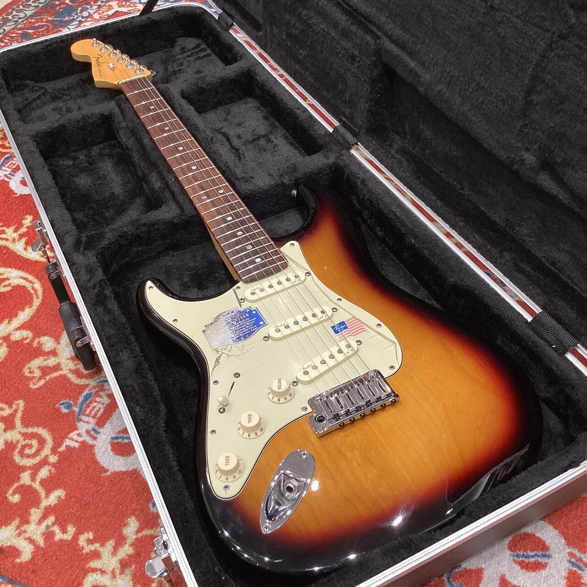 Fender American Deluxe Stratocaster 3 Tone Sunburst Used Electric Guitar