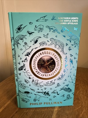 His Dark Materials by Philip Pullman SIGNED Deluxe Omnibus UK HB 1st Scholastic