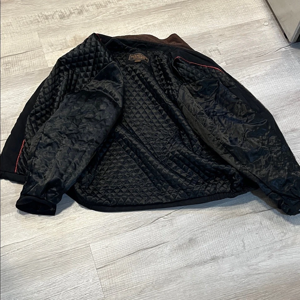 Weather Tamer Men's Faux Suede Black Jacket with Brown Collar Size XL - Image 4 of 4