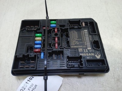 RENAULT CAPTUR FUSE RELAY BOX 1.6 HYBRID 284B64086R MK2 2019-2026