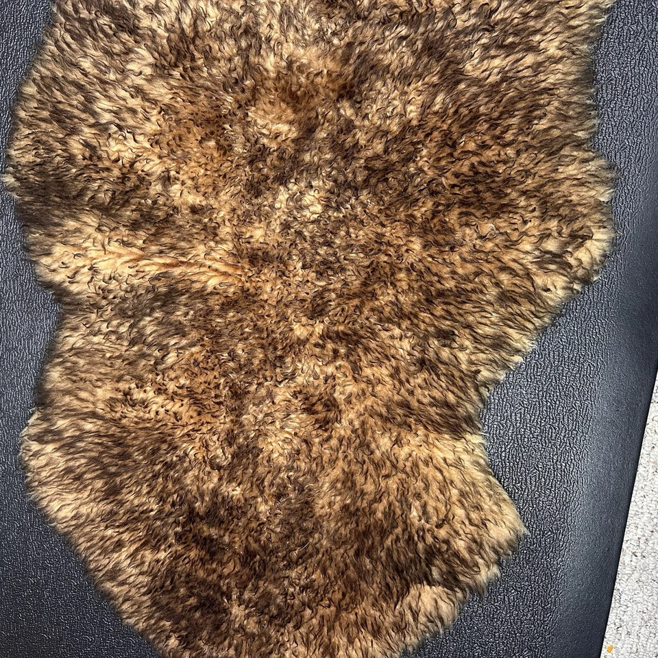 OVERLAND Australian Sheepskin Rug Throw Brown Soft - Image 3 of 4