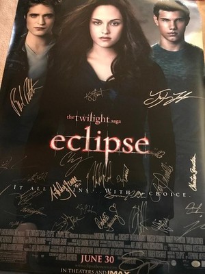 TWILIGHT ''ECLIPSE'' MOVIE POSTER SIGNED BY CAST/ AUTHOR #4/ 100 FROM PREMIER!!