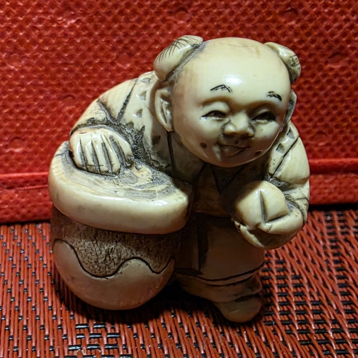 根付 人物　天然素材 時代物 アンティーク netsuke 根付 人物 天然素材 時代物 アンティーク netsuke Antique Japanese