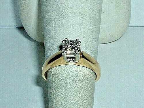 18K YELLOW GOLD & PLATINUM RADIANT CUT 0.61 CT DIAMOND ENGAGEMENT RING - Foto 7 di 8