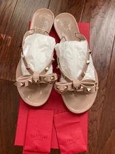 Valentino rockstud jelly flip flop sandal size 37
