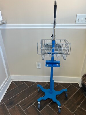 GE Dinamap V100 ProCare 400 Patient Monitor Mobile Stand Cart / Great Condition