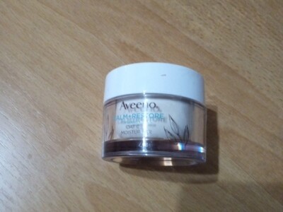 Aveeno Calm + Restore Oat Gel Moisturizer For Sensitive Skin 1.7 Ounces