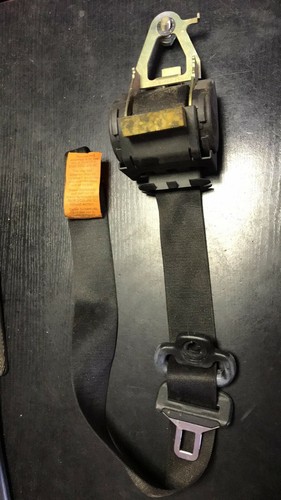 BMW E36 316i 318i COMPACT SICHERHEITSGURT VORNE LINKS A-TEIL 8200865