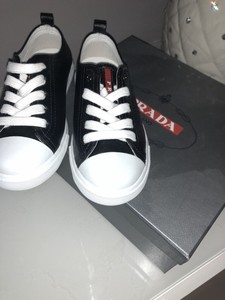 PRADA Sneaker Scarpe Sportive Bambini Nero Vera pelle misura 29 NUOVO CON LOGO | eBay