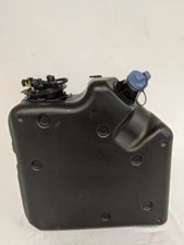 Freightliner Cummins 13 Gal DEF Tank A04-35189-010 & Header 04-31353-005