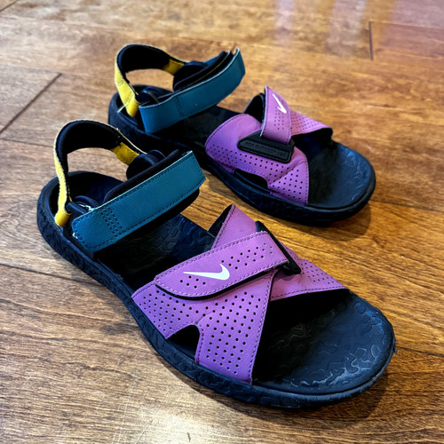 nike deschutz vivid purple