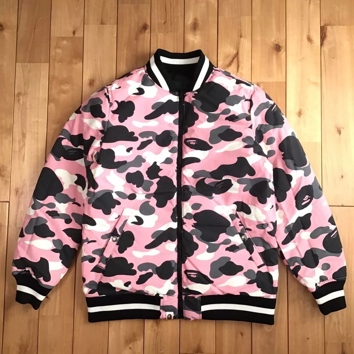 アベイシングエイプ【希少】BAPE City Camo glow in the MA-1