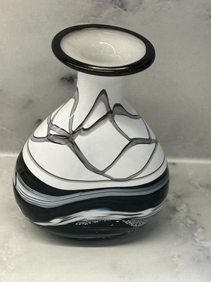 Gozo Malteser ''Noir'' schwarz & weiß Studio Kunst Glas Vase signiert 6 1/4''