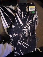 Size Small Brand New Nike Leggings W/Tag Dri-Fit Women's